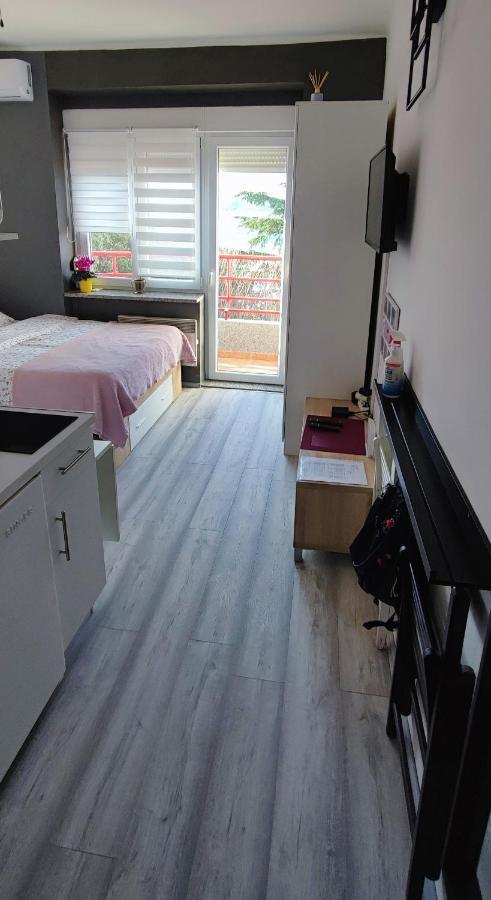 Nataly Apartment Crikvenica Exterior foto